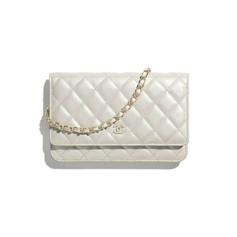 wallet on chain chanel white|Chanel wallet on chain preis.